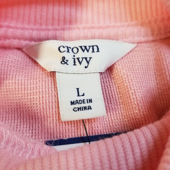 Crown & Ivy Plush Pullover Size Large - Picture 8 of 10